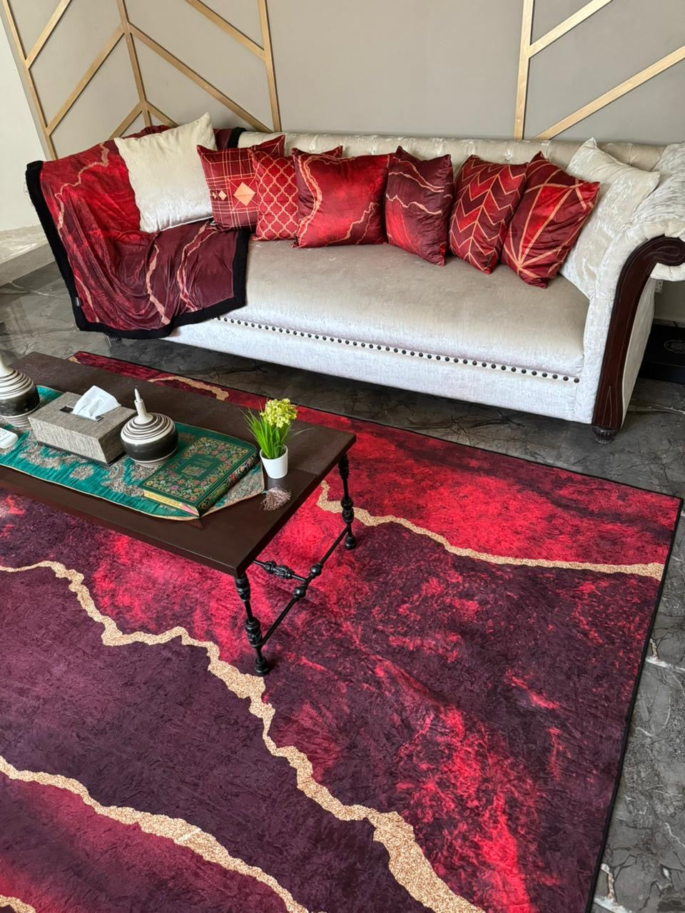 Maroon Abstract Centerpiece (Rug)