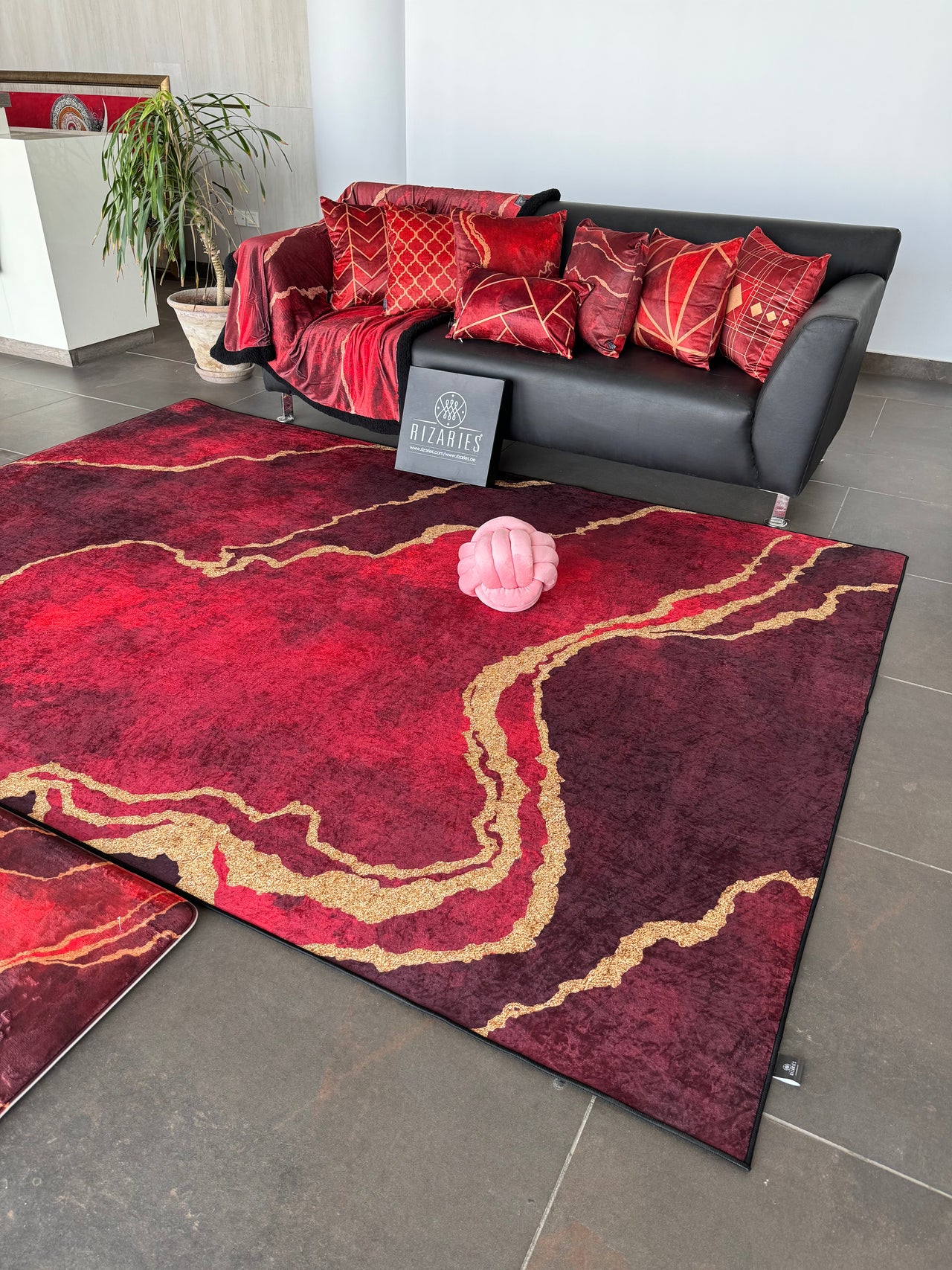 Burgundy Abstract Centerpiece (Rug)