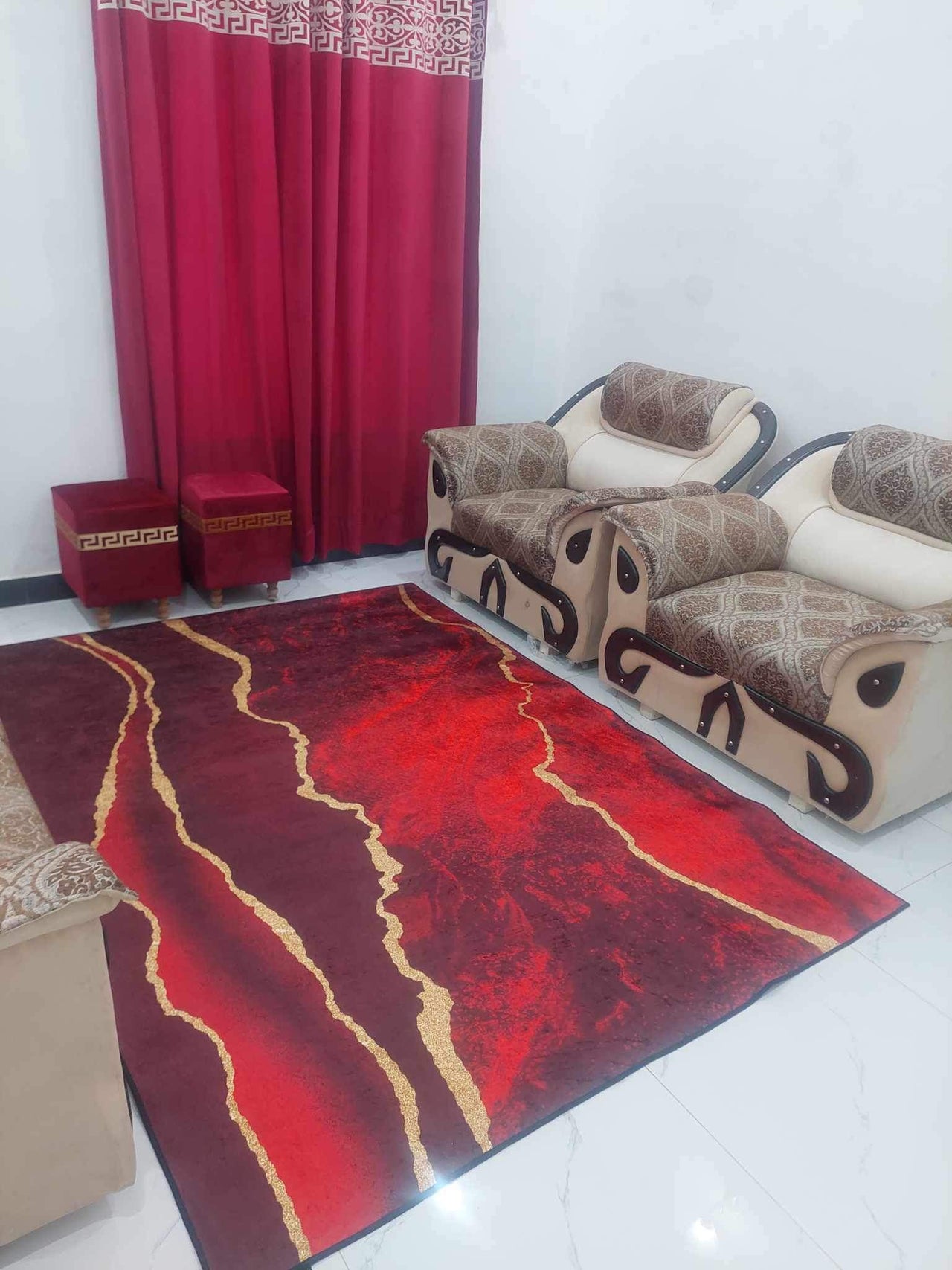 Maroon Abstract Centerpiece (Rug)