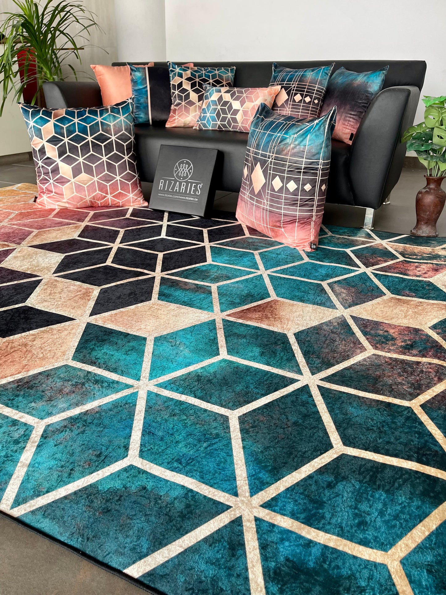 Ombre Cubes Emerald & Copper Centerpiece (Rug)