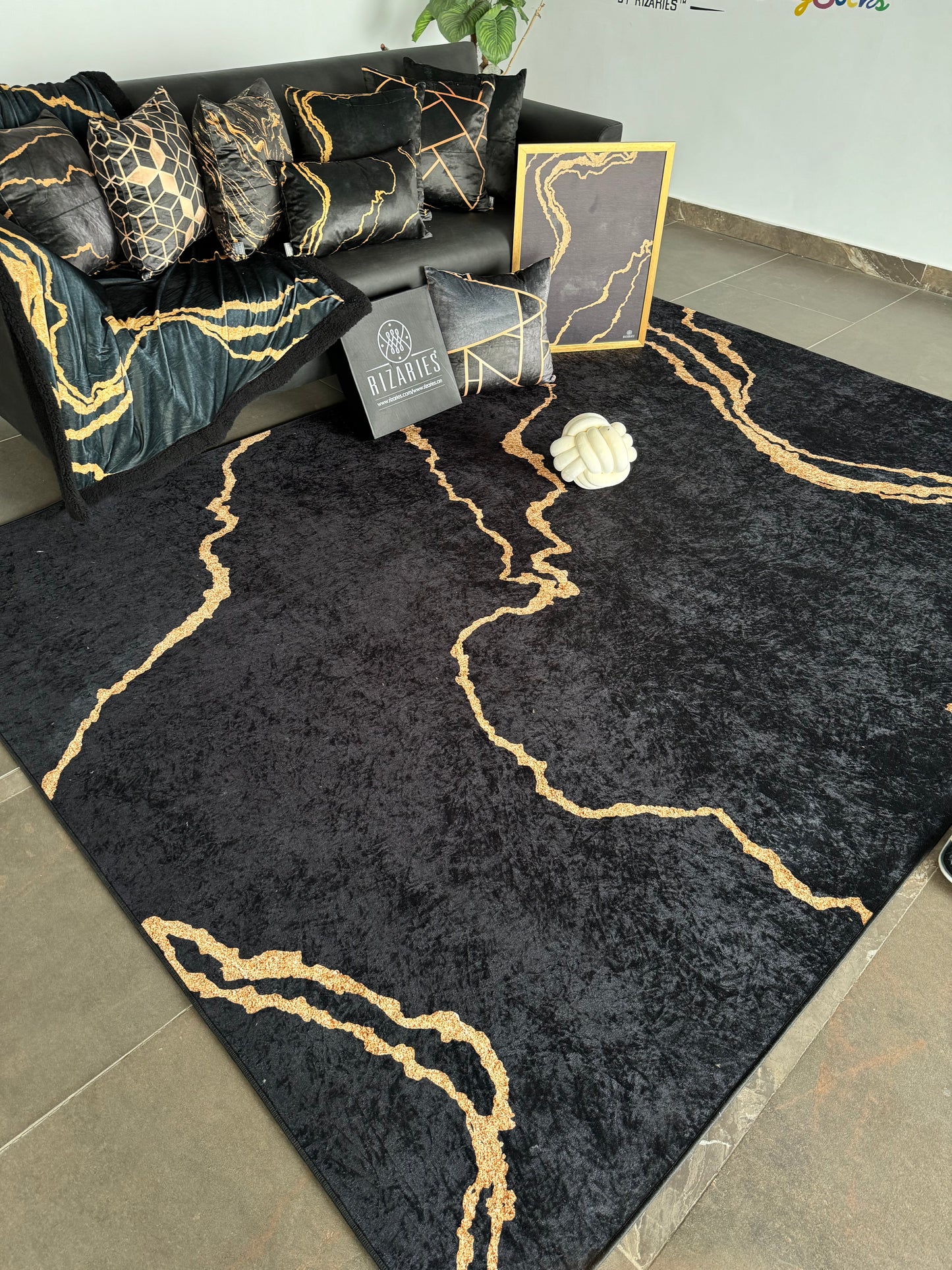 New Black Gold Abstract Centerpiece (Rug)