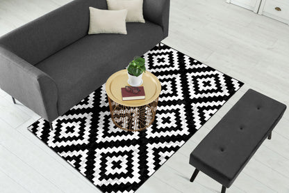 Black and White Geometric Centerpiece (Rug)