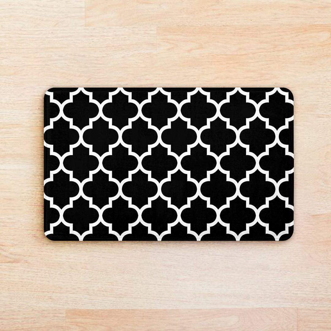 SuperSoft Black Quatrefoil Door Mat